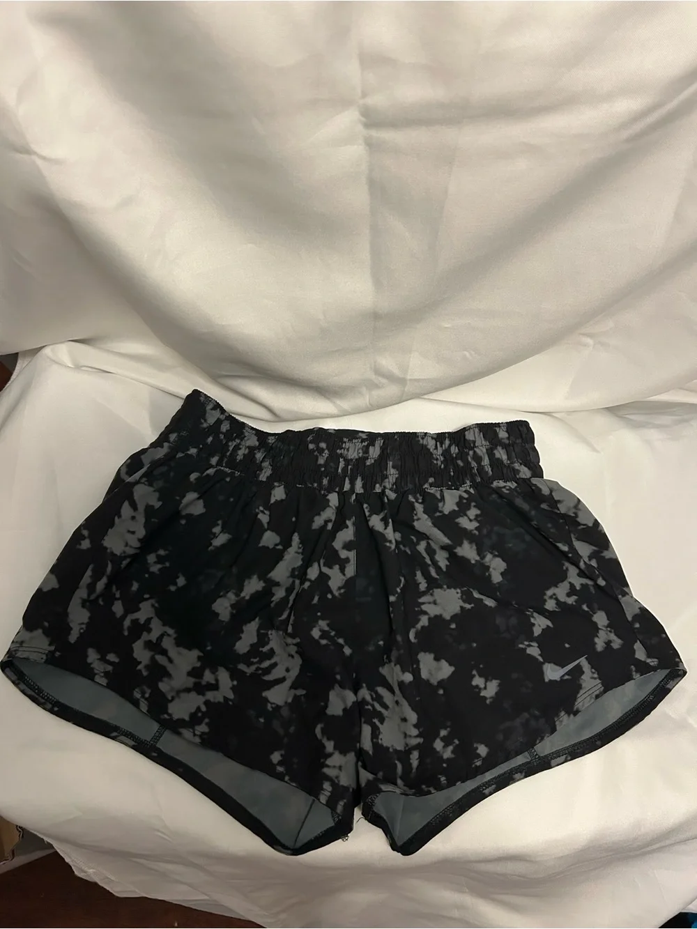 Nike Women's Black & Gray Tie-Dye Running Shorts
